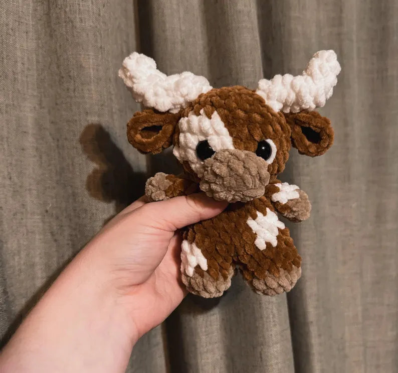 Handmade Highland Cow Amigurumi - Soft Plush Toy
